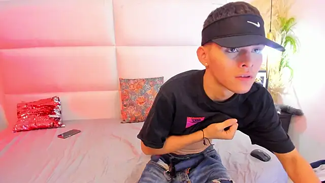 your_d0ll1's Live XXX Chat