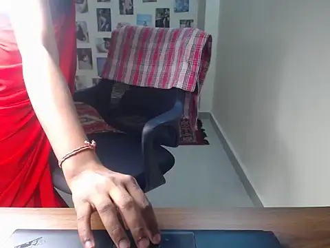 Pertunjukan Kamera Web Ms_shona