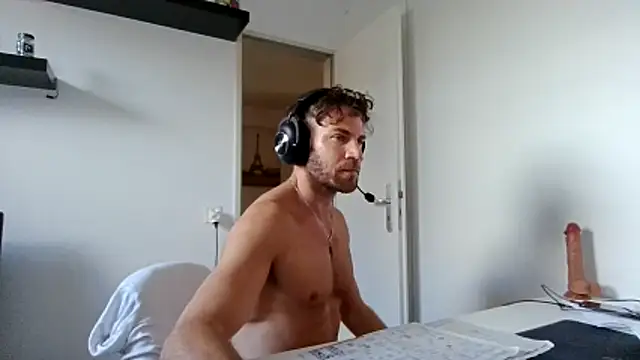 alpha-hunk Live XXX-Chat