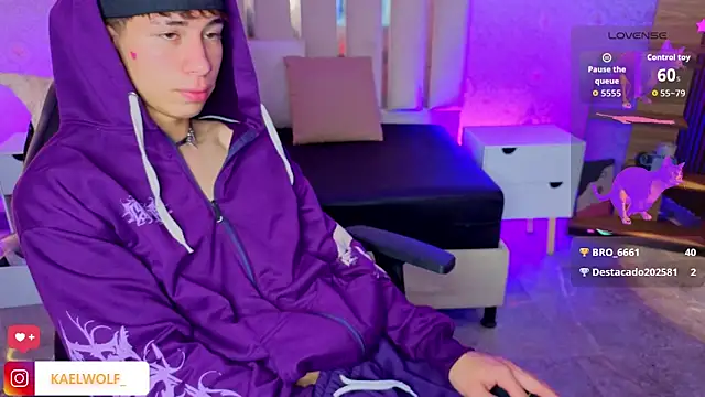 دردشة kaelwolf_tay الجنسية المباشرة