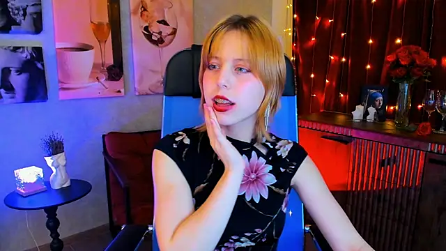 دردشة VivienneHebert الجنسية المباشرة