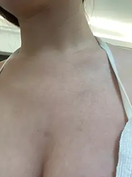 2026YYOO – webcam-show