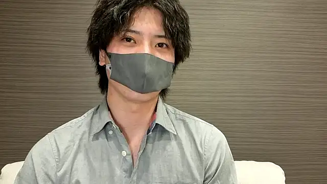 CHROME-kun925 élő XXX-chatje