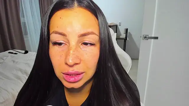 XXX chat uživo modela AvisFlowers