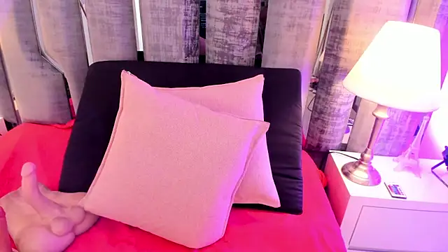 Show de Ciara_Benet na webcam