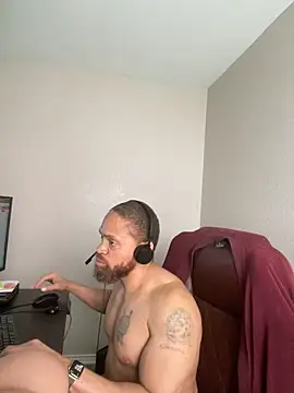 Fathero1time: онлайн-секс-чат