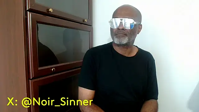 Chat XXX en directo de sinnernoir