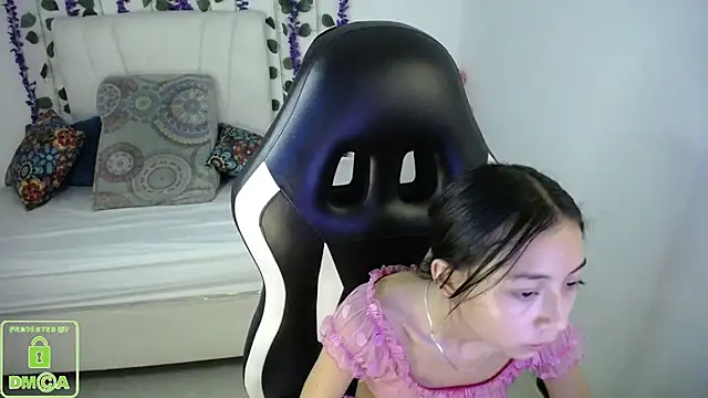 NathaliaSweet_11 Adlı Modelin Canlı XXX Sohbeti