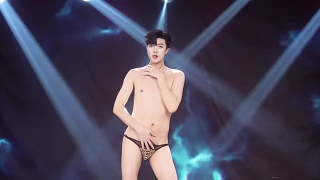 BTS-007 Adlı Modelin Web Kamerası Şovu