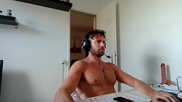 Chat +18 de alpha-hunk ao vivo