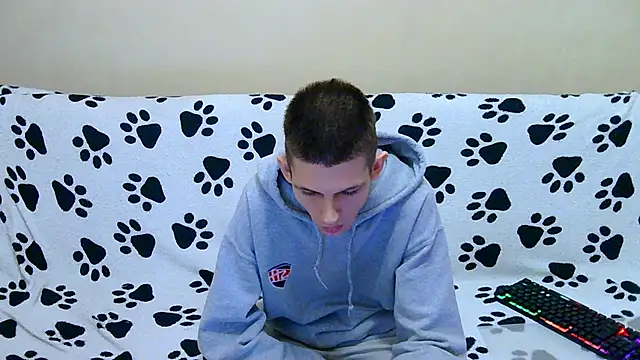 Lester_Broo webcam show