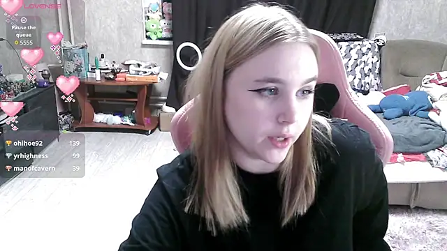 Ariana-May's Live XXX Chat