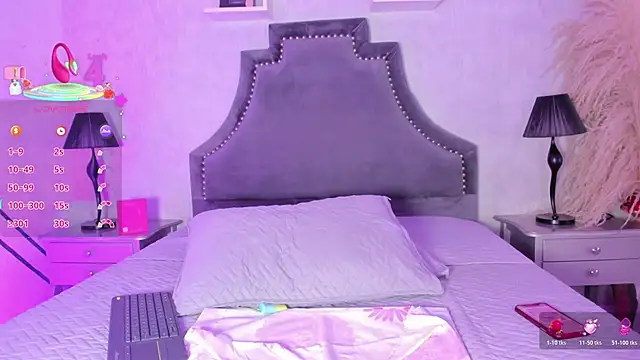 Živý XXX chat KarelyMitchel