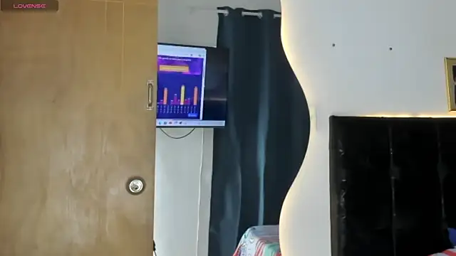 HotboyLyan Adlı Modelin Web Kamerası Şovu