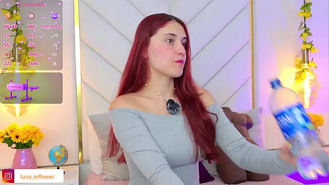 Flor_delunaa 现场XXX聊天