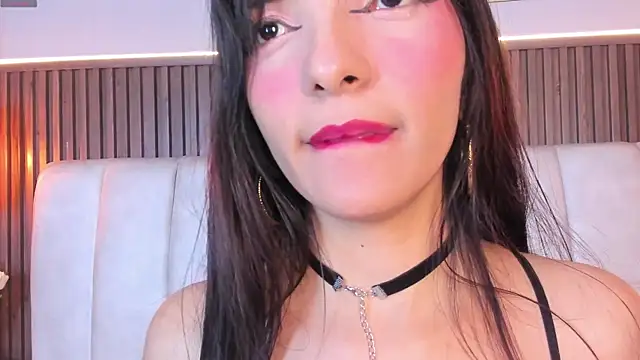 LisaLain's Live XXX Chat