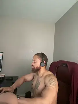 Pokazy przed kamerką – Fathero1time