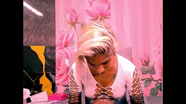 Chatroom XXX en direct de indian_barbie