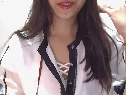 Chatroom XXX en direct de sassy_slut_69