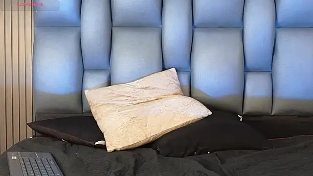 Pokazy przed kamerką – mohamed_malik