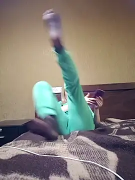 SelinaLovqx Chat XXX in diretta