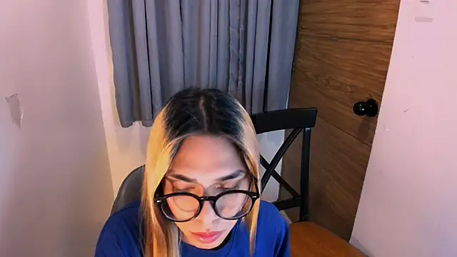 horsecock_levi Webcam Show