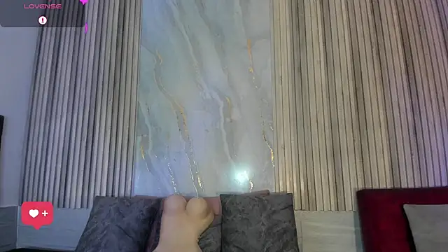 BriannaChelsea Adlı Modelin Canlı XXX Sohbeti