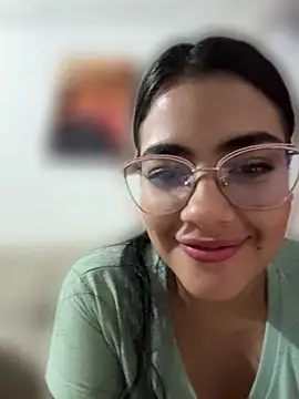 Chatroom XXX en direct de Natalystevens