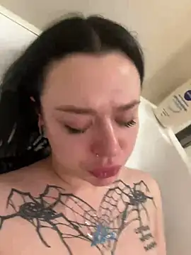 AlishaOfThorns' Live XXX Chat