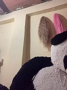 Thyana_LS' Live XXX Chat