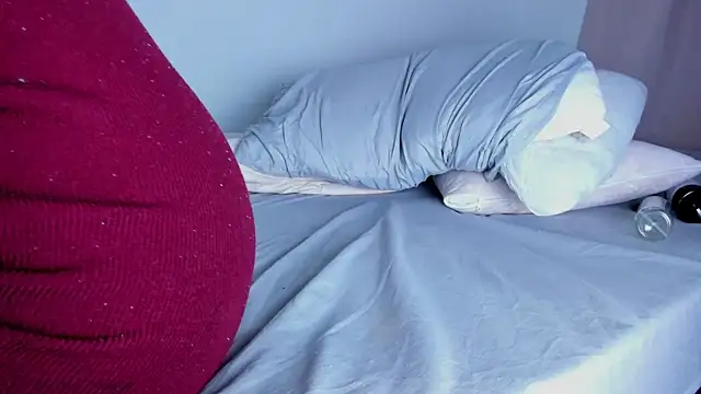 Skarleth69's Live XXX Chat