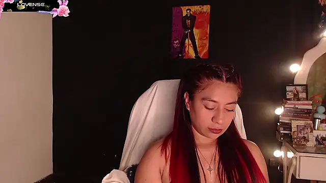 yes0225のライブXXXチャット