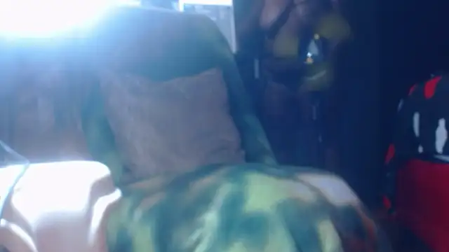 janex69: διαδικτυακό σόου στην κάμερα