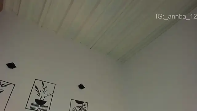 annie_barozzi élő XXX-chatje