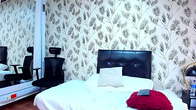 CatalinaRivers 现场XXX聊天