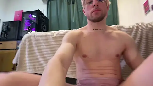 killa2053: διαδικτυακό σόου στην κάμερα