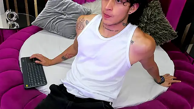 JayTaylorr webkamerás műsora