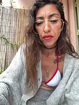 Lalla_Amani লাইভ XXX চ্যাট