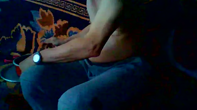 cumloverboyxx69's Webcam Show