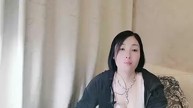 Rachel-6600 Adlı Modelin Canlı XXX Sohbeti