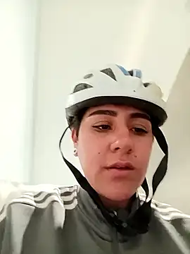 CAROLINE__07 Live XXX-chat