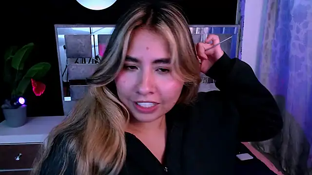 Sofiazaf_'s Live XXX Chat