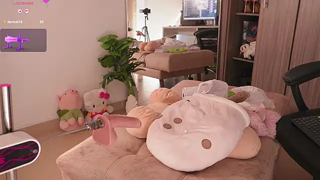 KAREN17 élő XXX-chatje