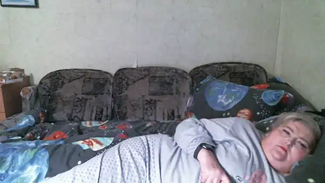 Lana555 即時 XXX 聊天