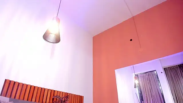 SeleneLujanのライブXXXチャット