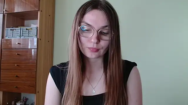 XXX chat uživo modela LooveELLYx