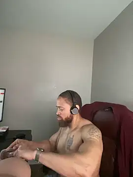 Fathero1time élő XXX-chatje