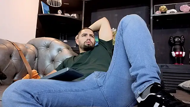 matteosantos' Webcam Show