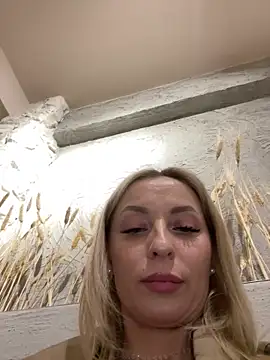 VikaBunny1 Webcam show