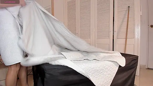 ALICESANDOVAL Adlı Modelin Canlı XXX Sohbeti